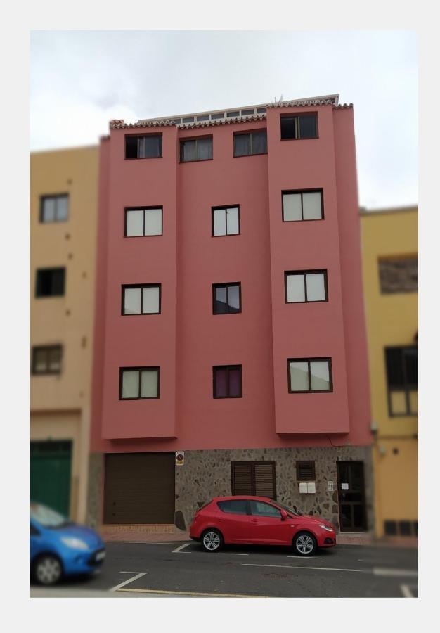 La 4 Apartment